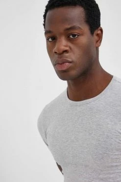 Ανδρικά Μπλουζάκια Μπλουζάκι United Colors Of Benetton χρώμα: γκρι -United Colors of Benetton Εκπτώσεις unnamed file 1001