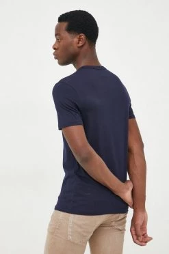 Ανδρικά Μπλουζάκια Βαμβακερό μπλουζάκι United Colors Of Benetton ναυτικό μπλε -United Colors of Benetton Εκπτώσεις unnamed file 1341