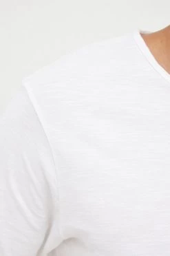 Ανδρικά Μπλουζάκια Βαμβακερό μπλουζάκι United Colors Of Benetton άσπρο -United Colors of Benetton Εκπτώσεις unnamed file 1391