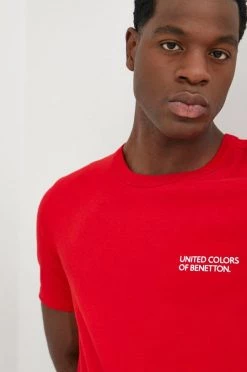 Ανδρικά Μπλουζάκια Βαμβακερό μπλουζάκι United Colors Of Benetton κόκκινο -United Colors of Benetton Εκπτώσεις unnamed file 1657
