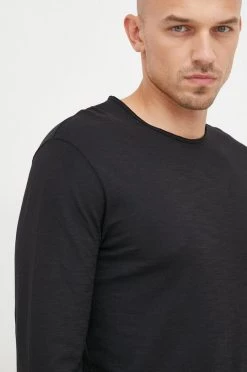 Ανδρικά Μακρυμάνικα Βαμβακερή μπλούζα με μακριά μανίκια United Colors Of Benetton μαύρο -United Colors of Benetton Εκπτώσεις unnamed file 1670