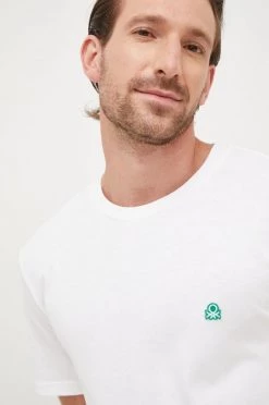 Ανδρικά Μπλουζάκια Βαμβακερό μπλουζάκι United Colors Of Benetton άσπρο -United Colors of Benetton Εκπτώσεις unnamed file 1685