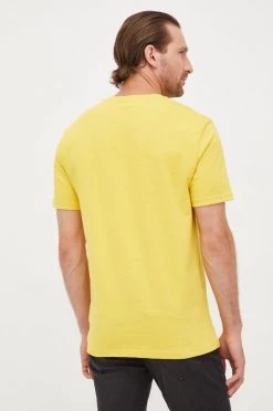 Ανδρικά Μπλουζάκια Βαμβακερό μπλουζάκι United Colors Of Benetton κίτρινο -United Colors of Benetton Εκπτώσεις unnamed file 1689