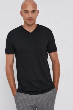 Ανδρικά Μπλουζάκια Βαμβακερό μπλουζάκι United Colors Of Benetton μαύρο -United Colors of Benetton Εκπτώσεις unnamed file 1844