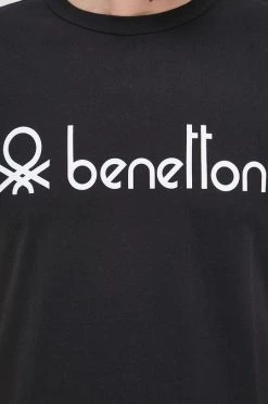 Ανδρικά Μπλουζάκια Βαμβακερό μπλουζάκι United Colors Of Benetton μαύρο -United Colors of Benetton Εκπτώσεις unnamed file 1911