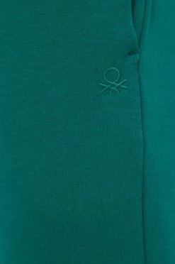 Ανδρικά Παντελόνια φόρμας Παντελόνι United Colors Of Benetton χρώμα: πράσινο -United Colors of Benetton Εκπτώσεις unnamed file 1961