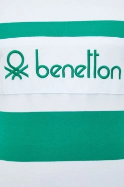 Ανδρικά Χωρίς φερμουάρ United Colors Of Benetton - Βαμβακερή μπλούζα πράσινο -United Colors of Benetton Εκπτώσεις unnamed file 1995