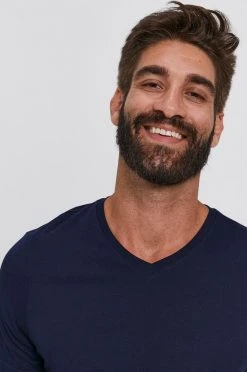 Ανδρικά Μπλουζάκια Βαμβακερό μπλουζάκι United Colors Of Benetton ναυτικό μπλε -United Colors of Benetton Εκπτώσεις unnamed file 2059