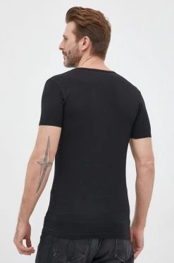 Ανδρικά Μπλουζάκια Μπλουζάκι United Colors Of Benetton χρώμα: μαύρο -United Colors of Benetton Εκπτώσεις unnamed file 2179