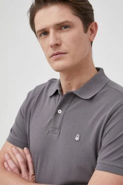 Ανδρικά Πόλο μπλουζάκια United Colors Of Benetton - Βαμβακερό μπλουζάκι πόλο γραφίτης -United Colors of Benetton Εκπτώσεις unnamed file 2319