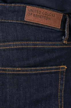 Ανδρικά Slim και Skinny Τζιν παντελονι United Colors Of Benetton σκούρο μπλε 9 Ανδρικά Slim και Skinny Τζιν παντελονι United Colors Of Benetton σκούρο μπλε -United Colors of Benetton Εκπτώσεις unnamed file 358